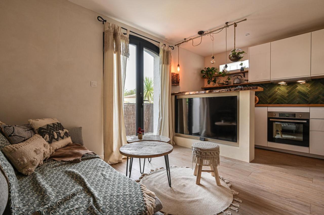Appartement Retire De La Location ลาซิโอตาต์ ภายนอก รูปภาพ